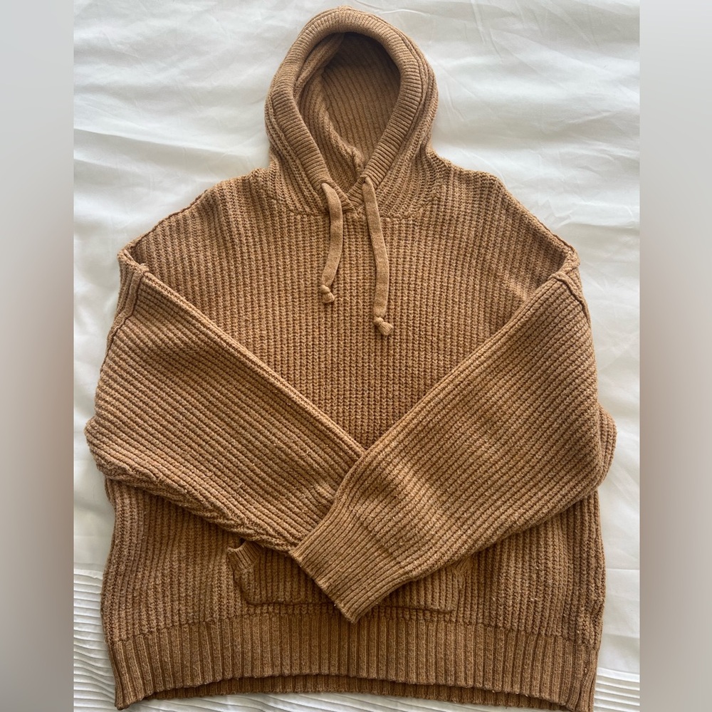 American Eagle hooded sweater
